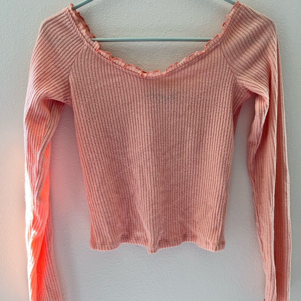 A&F Cropped long sleeve top
